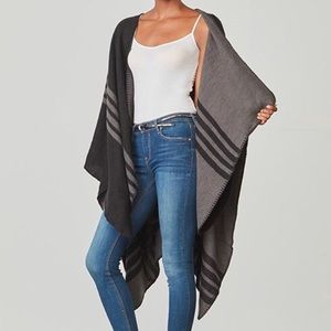 BB Dakota poncho- reversible